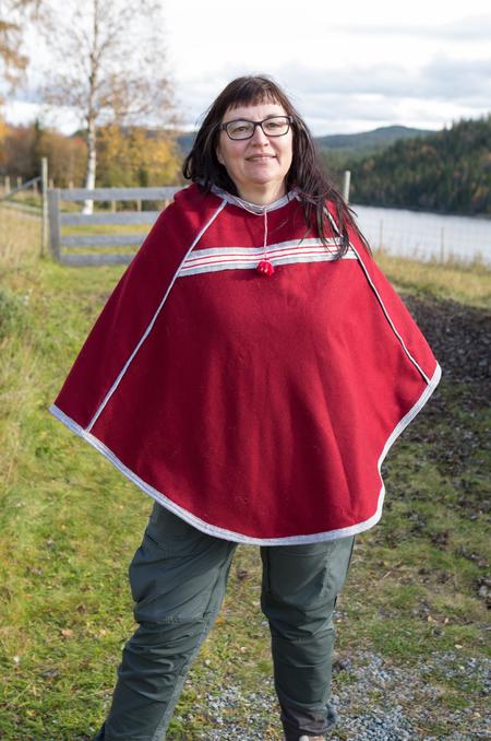 Hanne Svinås Magga er psykiatrisk sykepleier og del av det nasjonalt team som ivaretar samer bosatt utenfor Finnmark. Hun har erfaring med at samiske ruspasienter må møtes på en annen måte enn de etnisk norske, og jobber for å spre kulturforståelse i behandlingssystemet.